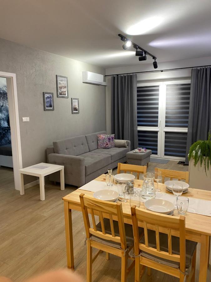 Apartament Bieszczadzkie Widoki Ustrzyki Dolne Exterior foto